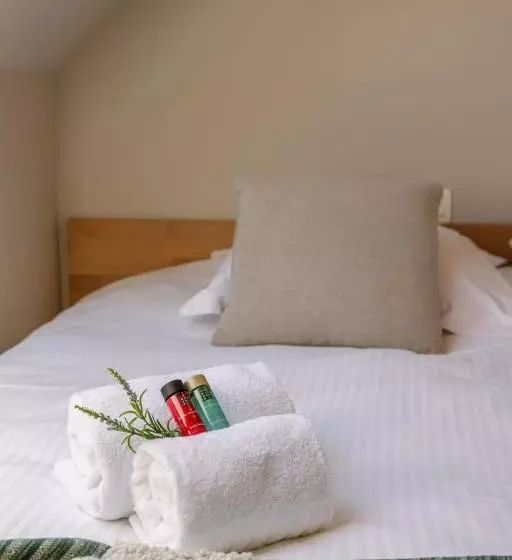 Centrally Located Apartment With Sunny Terrace