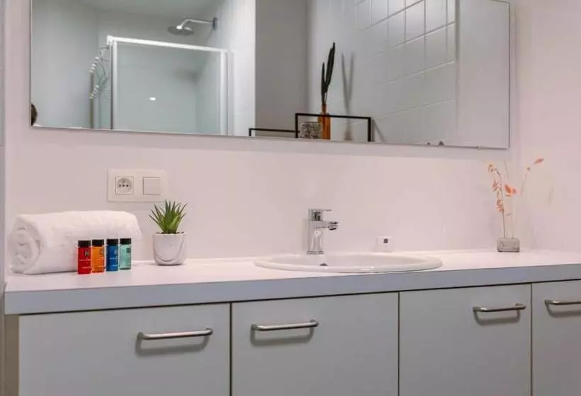 Centrally Located Apartment With Sunny Terrace