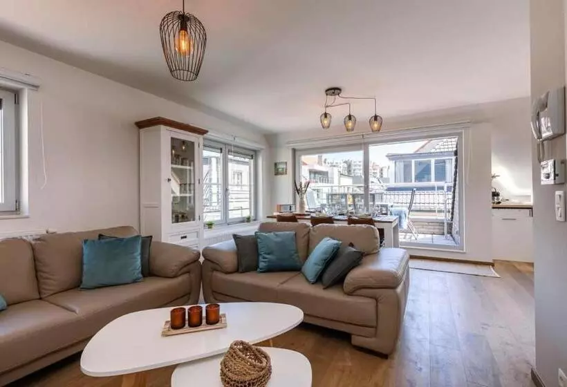 Centrally Located Apartment With Sunny Terrace