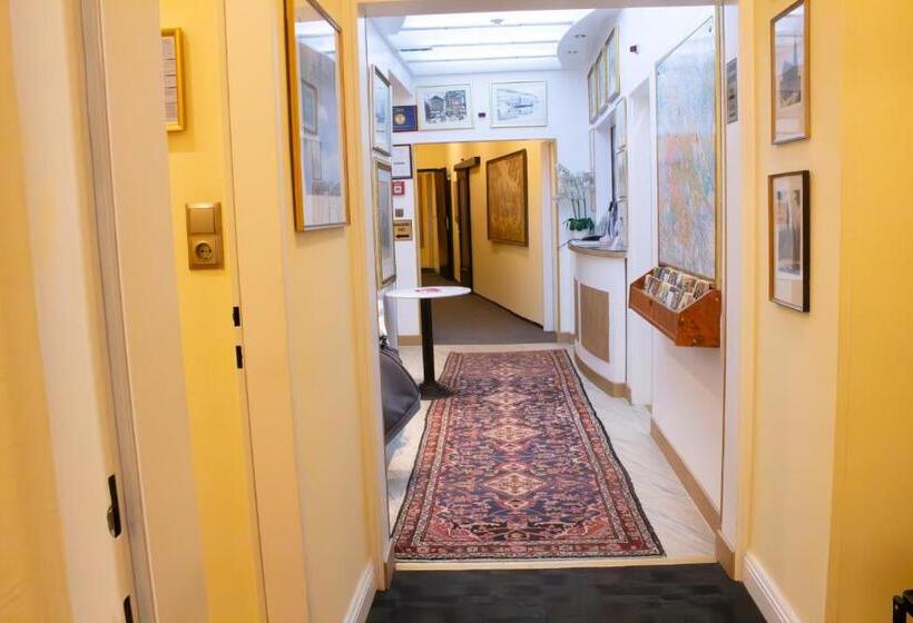 پانسیون Private Comfort Stephansplatz Self Check In