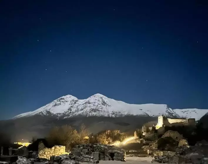 Hotelli Antico Borgo Di Albe