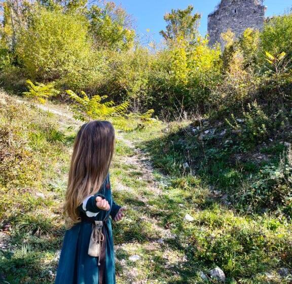 Szálloda Antico Borgo Di Albe