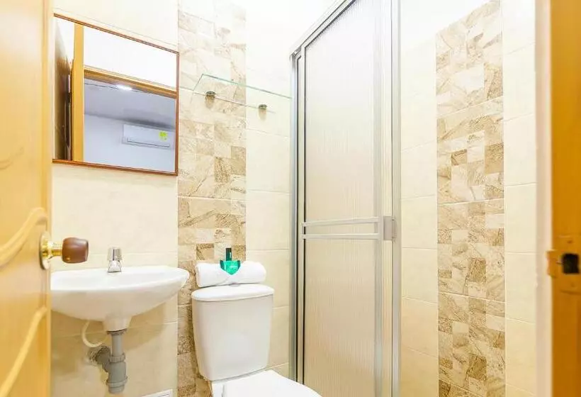 Hotelli Ayenda Tu Casa Bambu