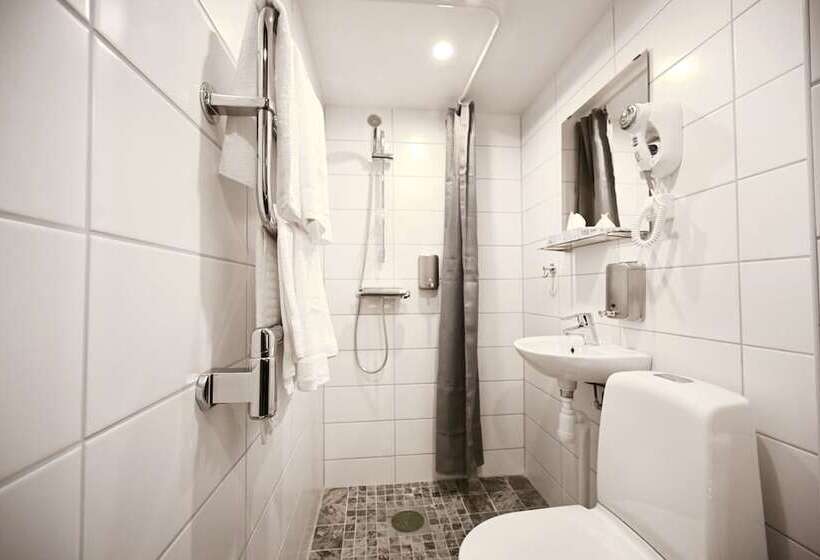 هتل Old Town Stay