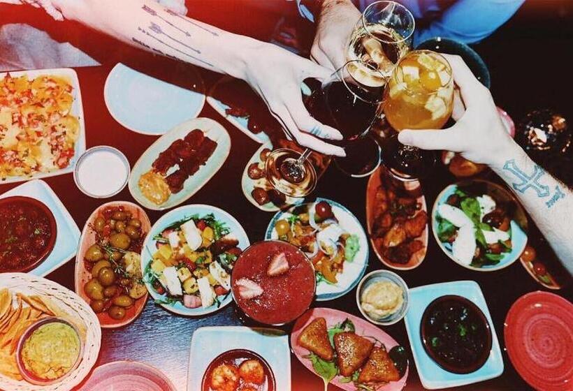 هتل Old Town Stay