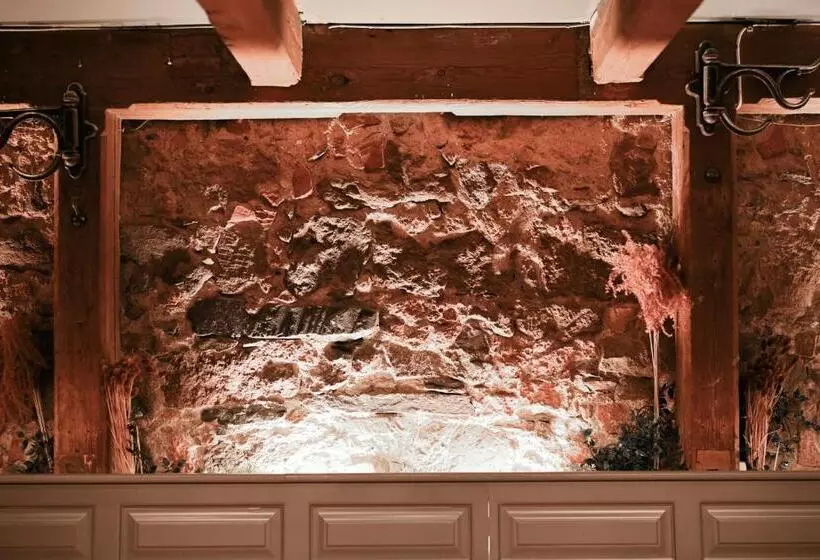 هتل Old Town Stay