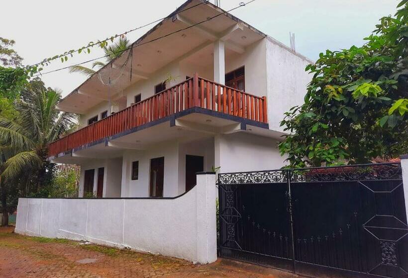 Hotell Sea Bay Inn Tangalle