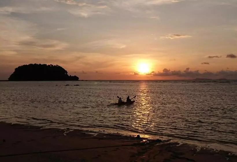 Le Dugong Libong Resort