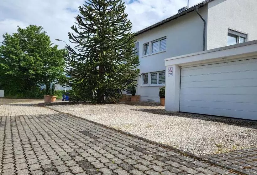 Lounge 5 Singleapartment