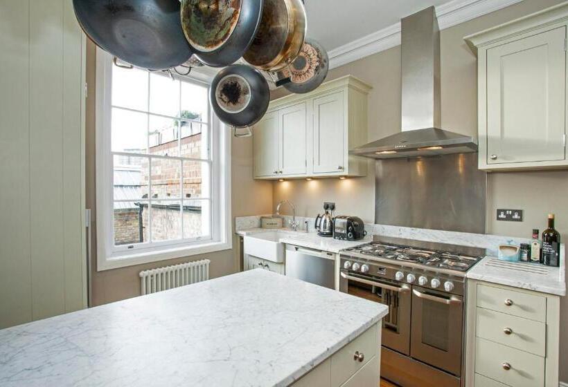 Marylebone Luxury 2 Bed Duplex With Terrace