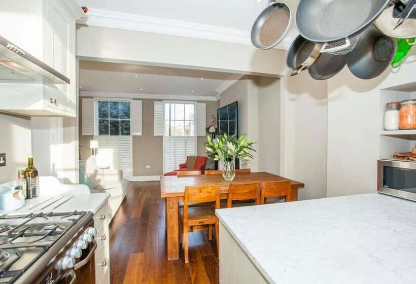 Marylebone Luxury 2 Bed Duplex With Terrace