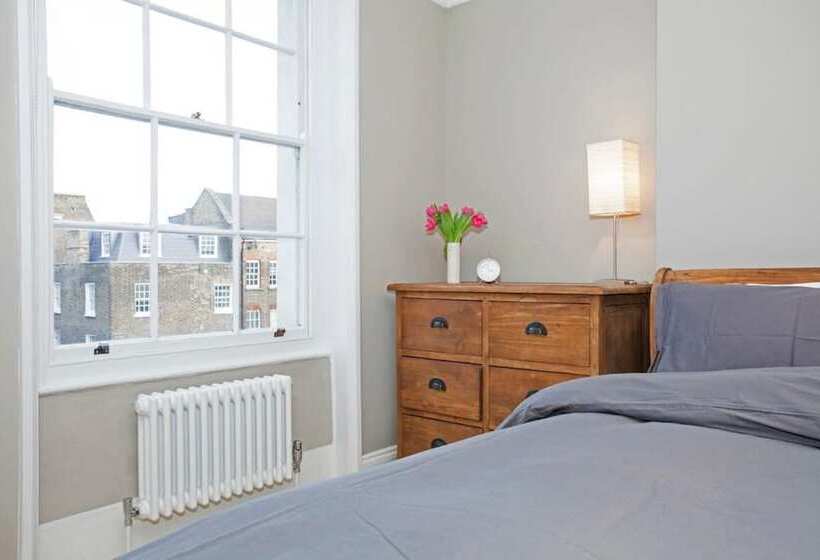 Marylebone Luxury 2 Bed Duplex With Terrace