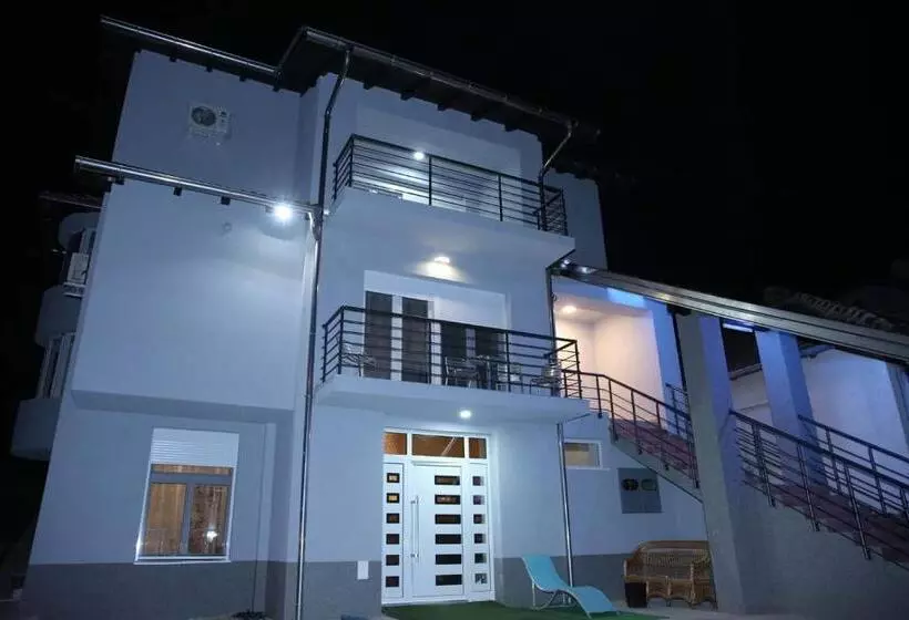 پانسیون Cirić Apartmani