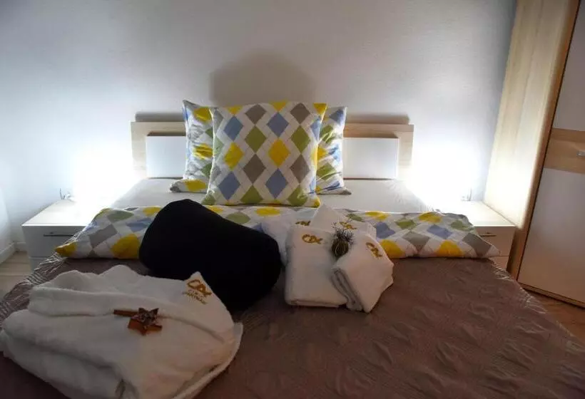 پانسیون Cirić Apartmani