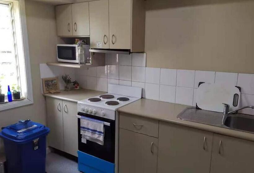 ペンション Fully Furnished Single Room, Great Pricing! Gr