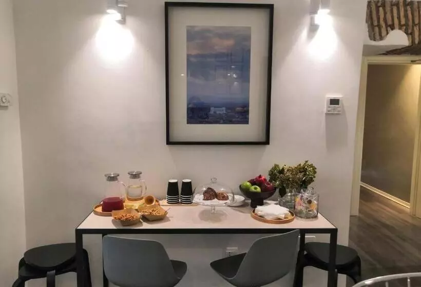 پانسیون N Space Modern Guestrooms