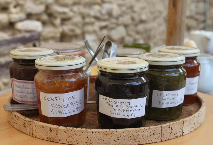 مبيت وإفطار Mas De La Gonnette