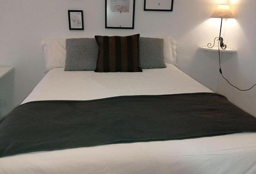 Holidays2torremolinos Studio In Loma Del Colegial Torremolinos Close To Center With Pool, Rooftop Te