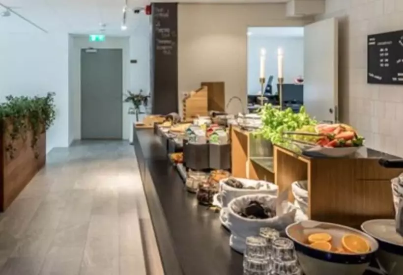 هتل Avanti Apartment