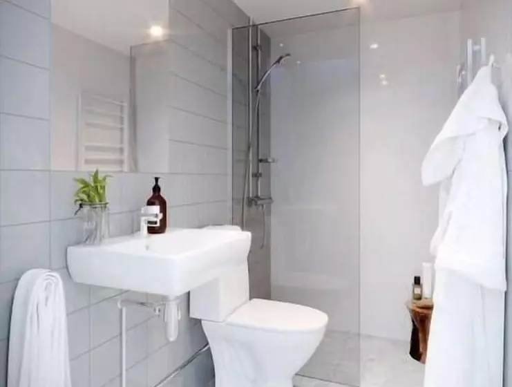 هتل Avanti Apartment