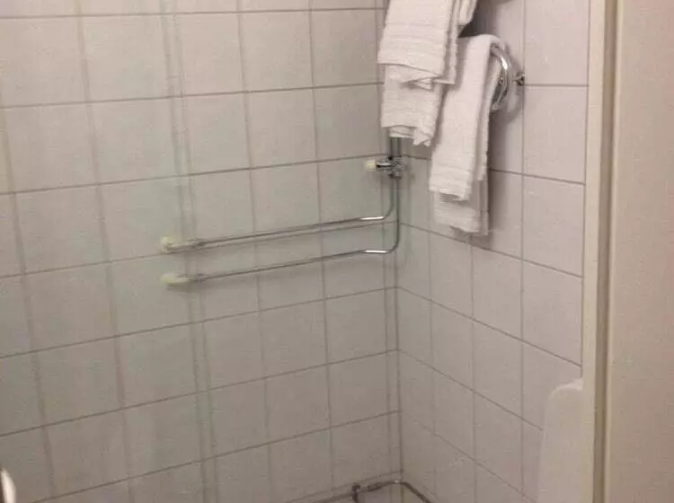 هتل Avanti Apartment