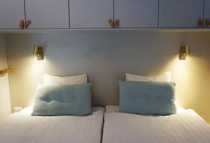 هتل Avanti Apartment