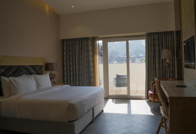 هتل Clarks Inn Suites Kangra