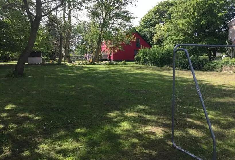 ホテル Ferienhaus 1 _ Ferien Im Gutspark