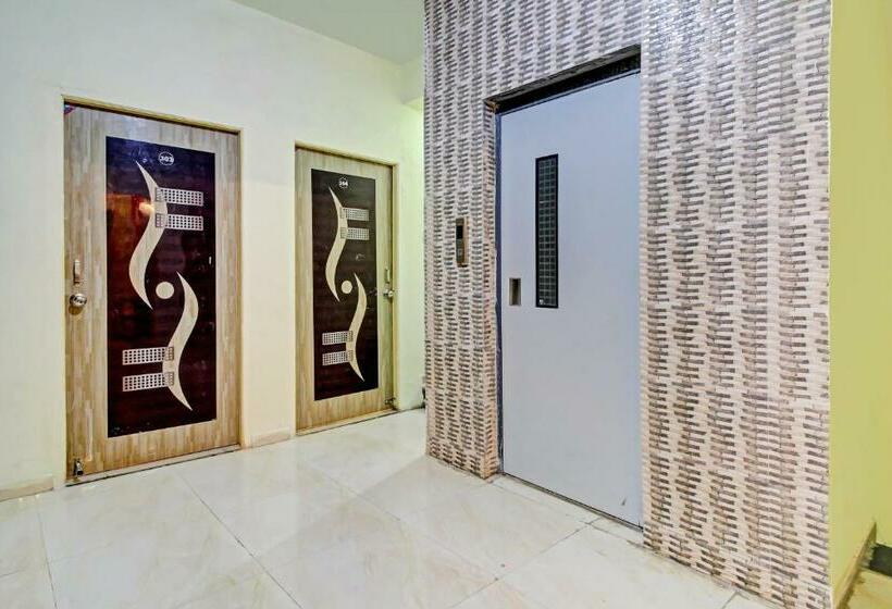 Fabhotel Silver 7 Homes