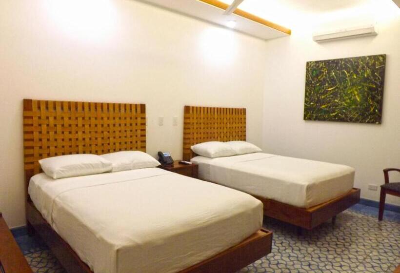 هتل Rouge By La Gran Francia