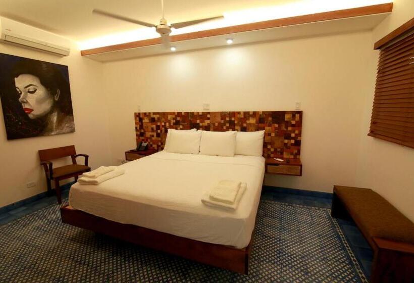 هتل Rouge By La Gran Francia