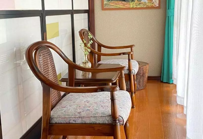 پانسیون ゲストハウス山吹