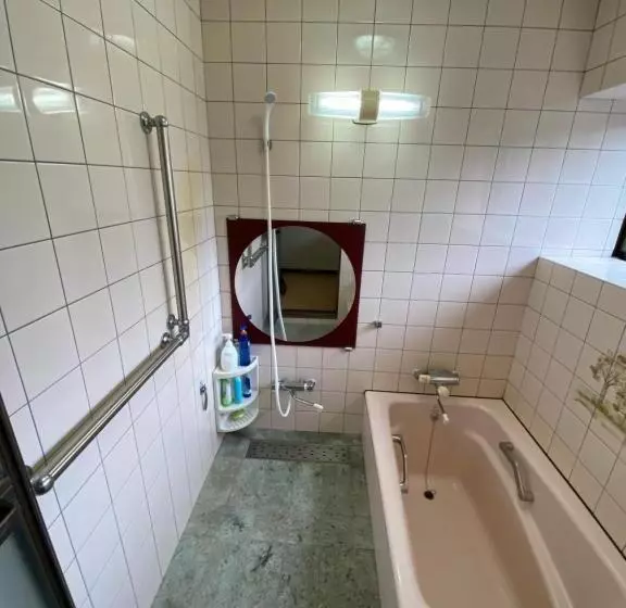 پانسیون ゲストハウス山吹