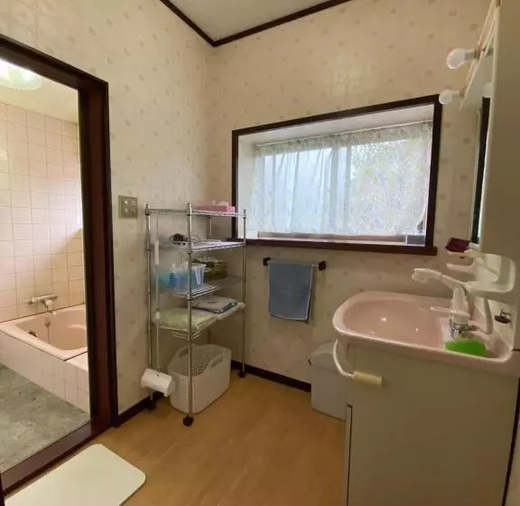 پانسیون ゲストハウス山吹