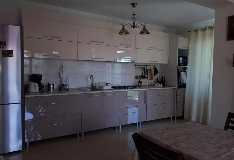 پانسیون Vila Livia