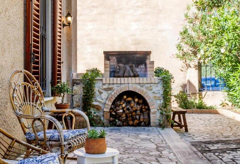 Amazing Tuscany Window