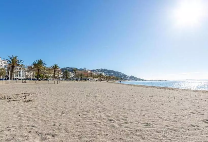 Badia De Roses 1 New Apartment