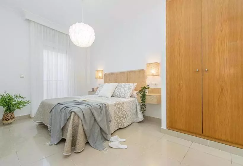 Badia De Roses 1 New Apartment