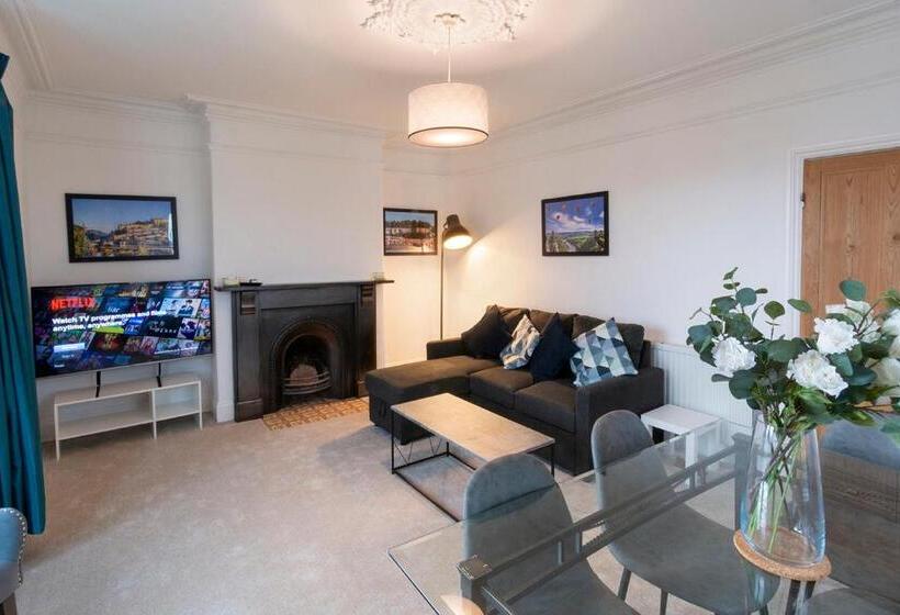 Beautiful Views! 3 Great Doubles!