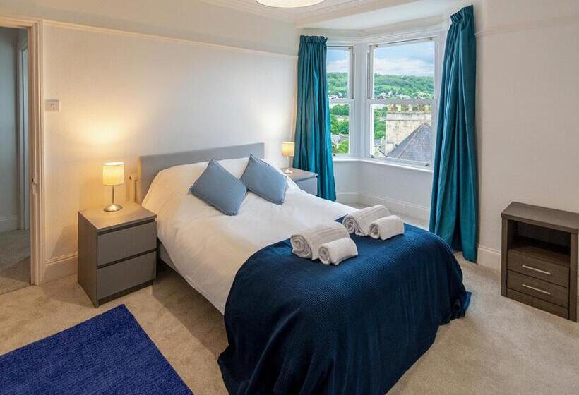 Beautiful Views! 3 Great Doubles!