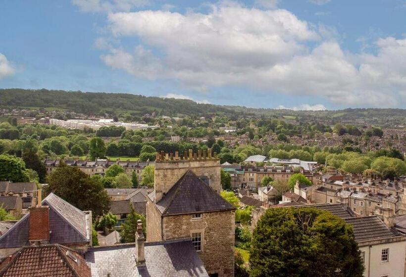 Beautiful Views! 3 Great Doubles!