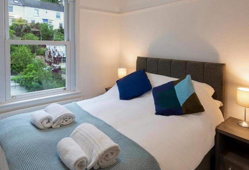 Beautiful Views! 3 Great Doubles!