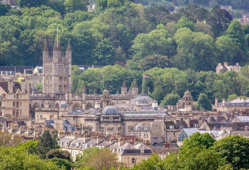 Beautiful Views! 3 Great Doubles!