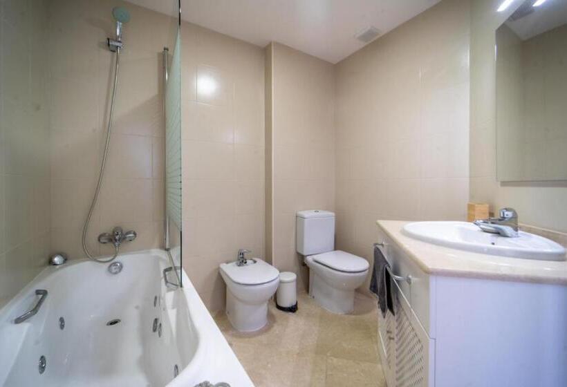 Exclusive 2 Bed 2 Bath Penthouse With Golf Views De2332ev