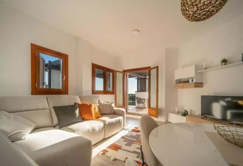 Exclusive 2 Bed 2 Bath Penthouse With Golf Views   De2332ev