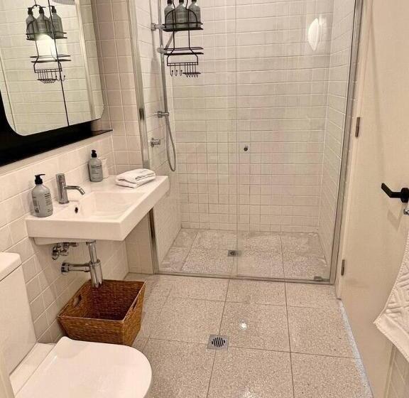 Industrial Yet Modern, 1bd 1bth Apt   Woden