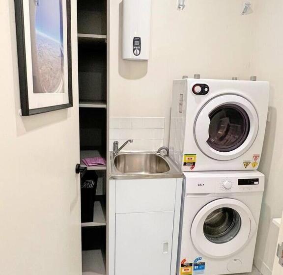 Industrial Yet Modern, 1bd 1bth Apt   Woden