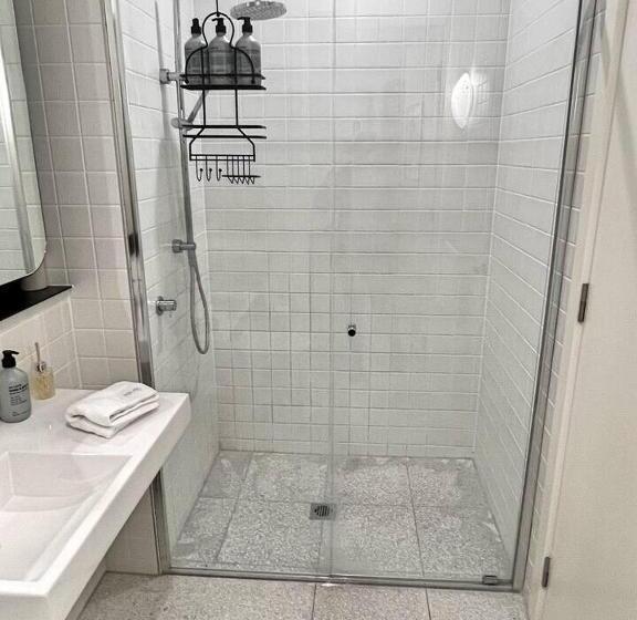 Industrial Yet Modern, 1bd 1bth Apt   Woden