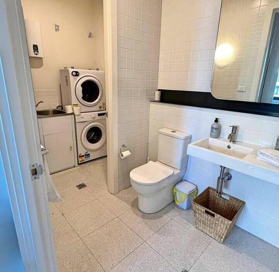 Industrial Yet Modern, 1bd 1bth Apt   Woden