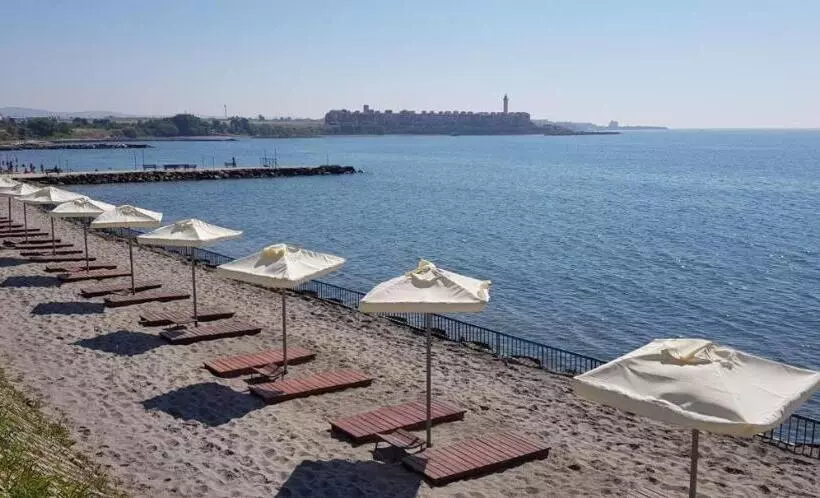 Midia Grand Resort, Terrassen Paradies Apartment